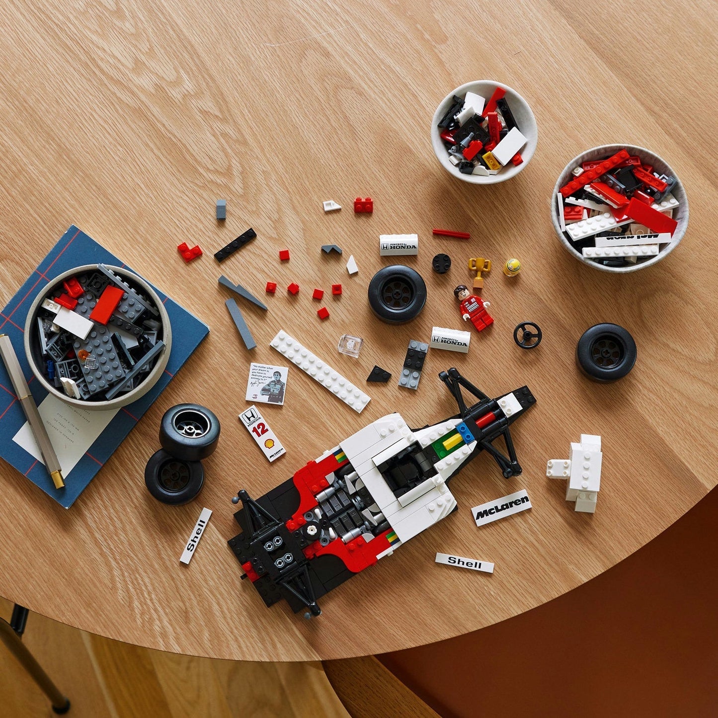 LEGO McLaren MP4/4 & Ayrton Senna Race Car