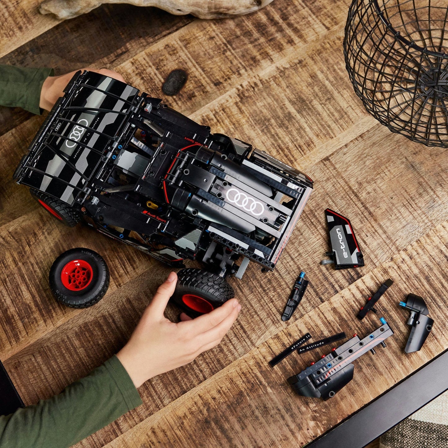 LEGO Technic Audi RS Q e-tron