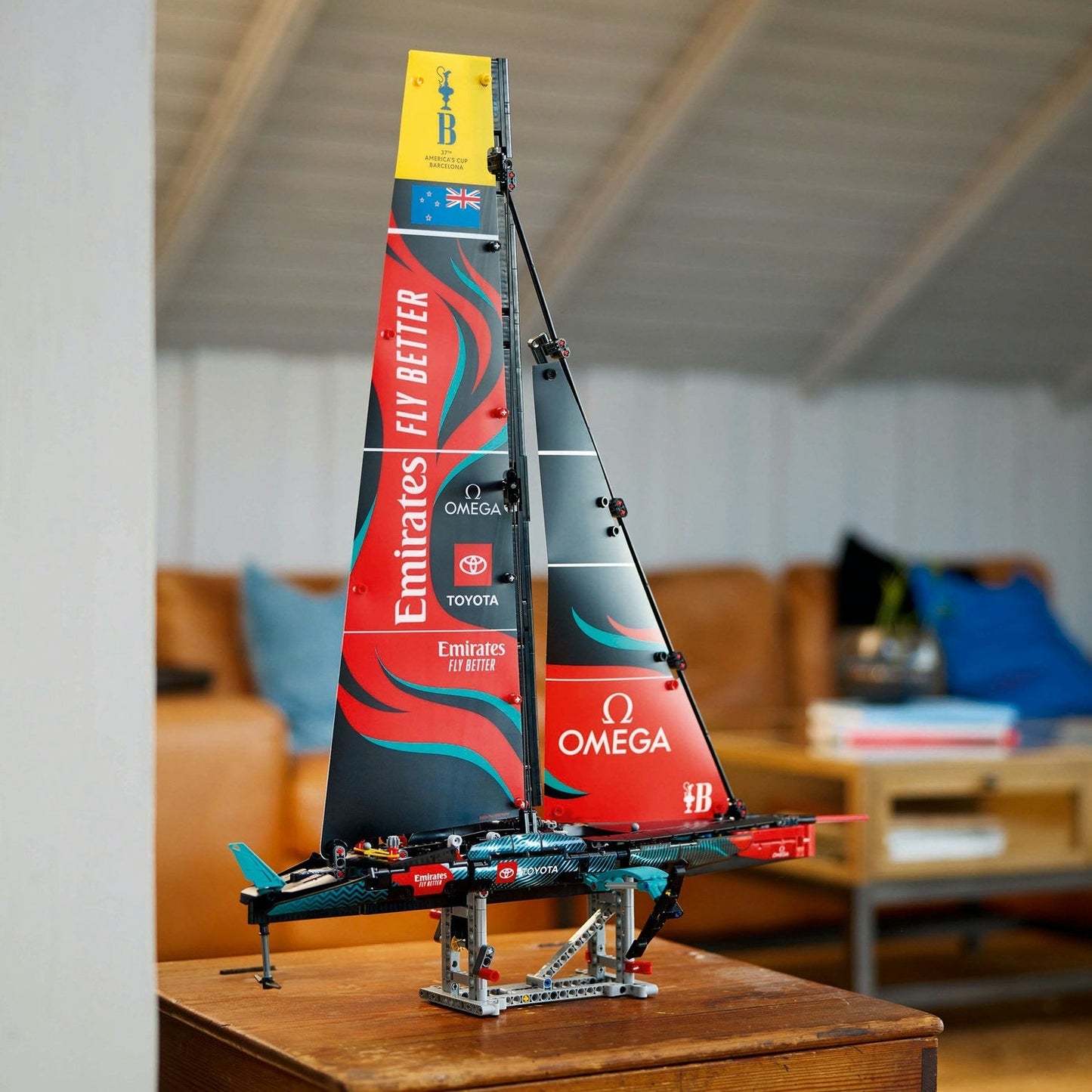 LEGO Emirates Team New Zealand AC75 Yacht