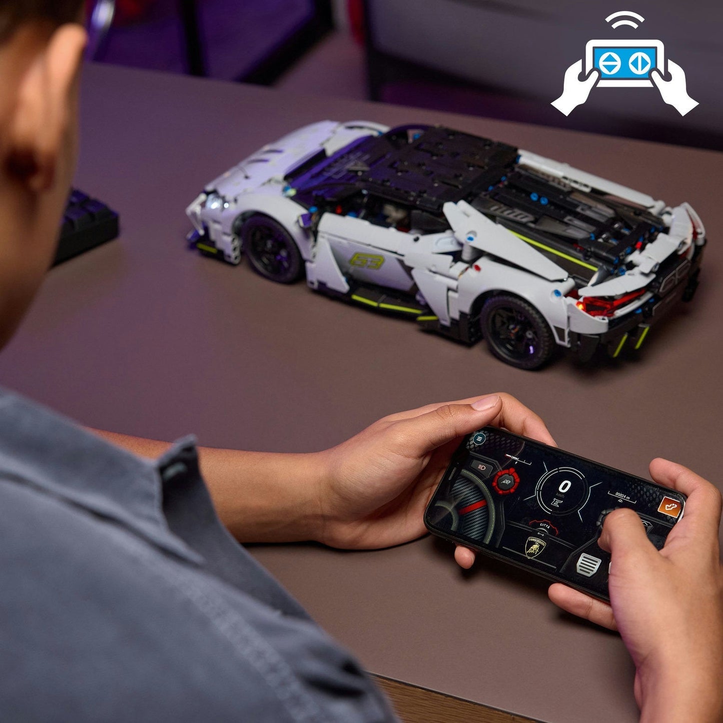 LEGO Lamborghini Revuelto
