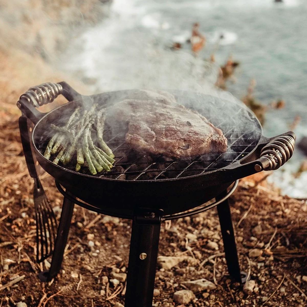 Barebones All-in-One Cast Iron Grill