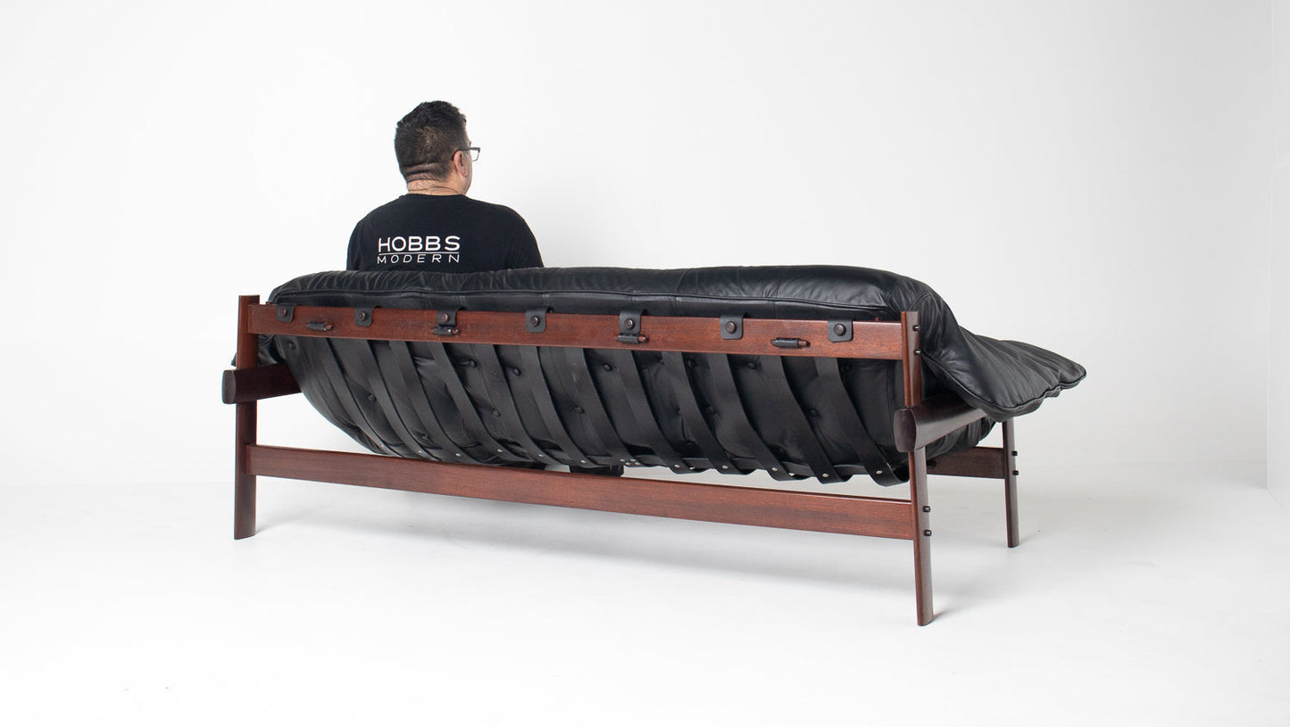 Brazilian Modern MP-41 Sofa by Percival Lafer