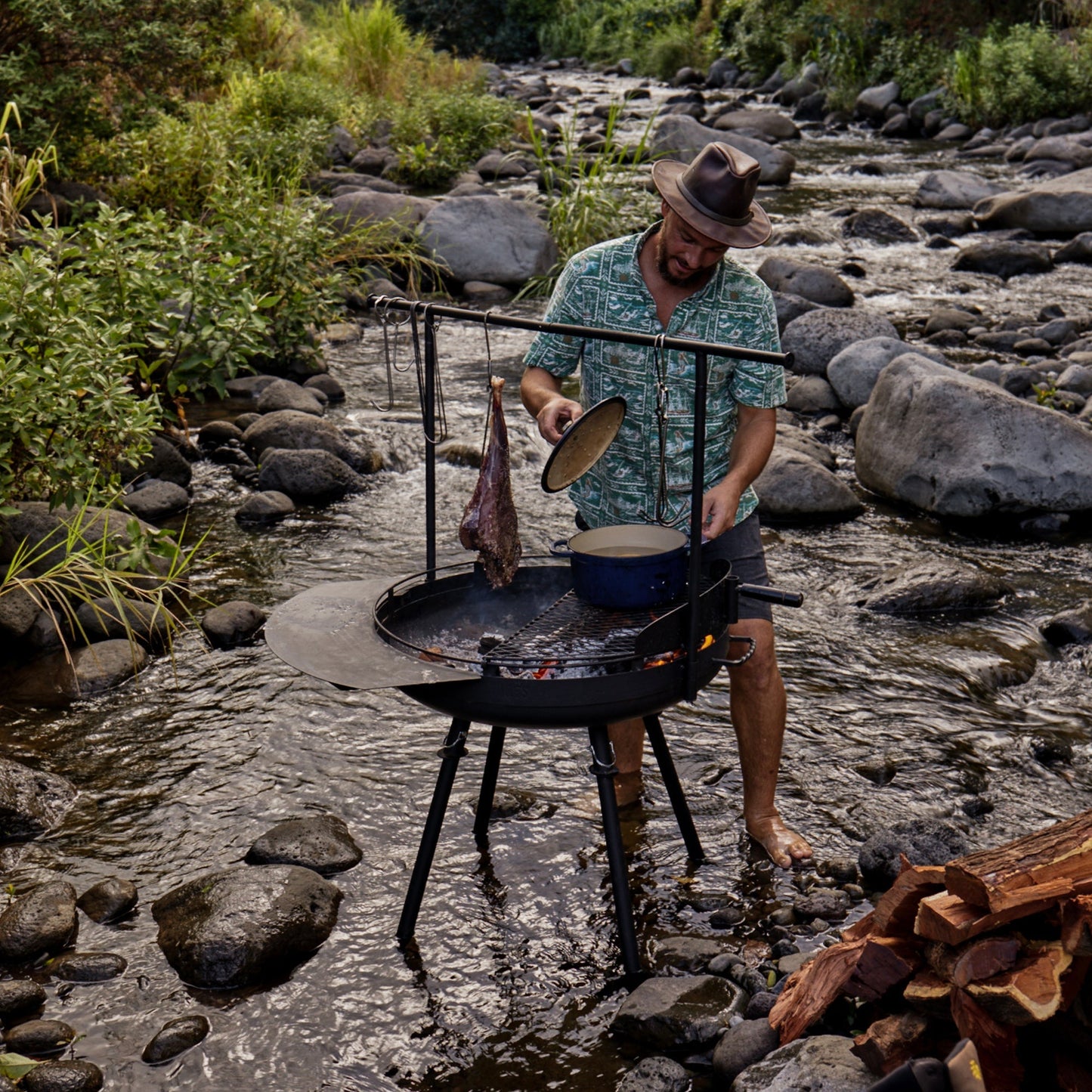 BareBones Cowboy Fire Pit Grill