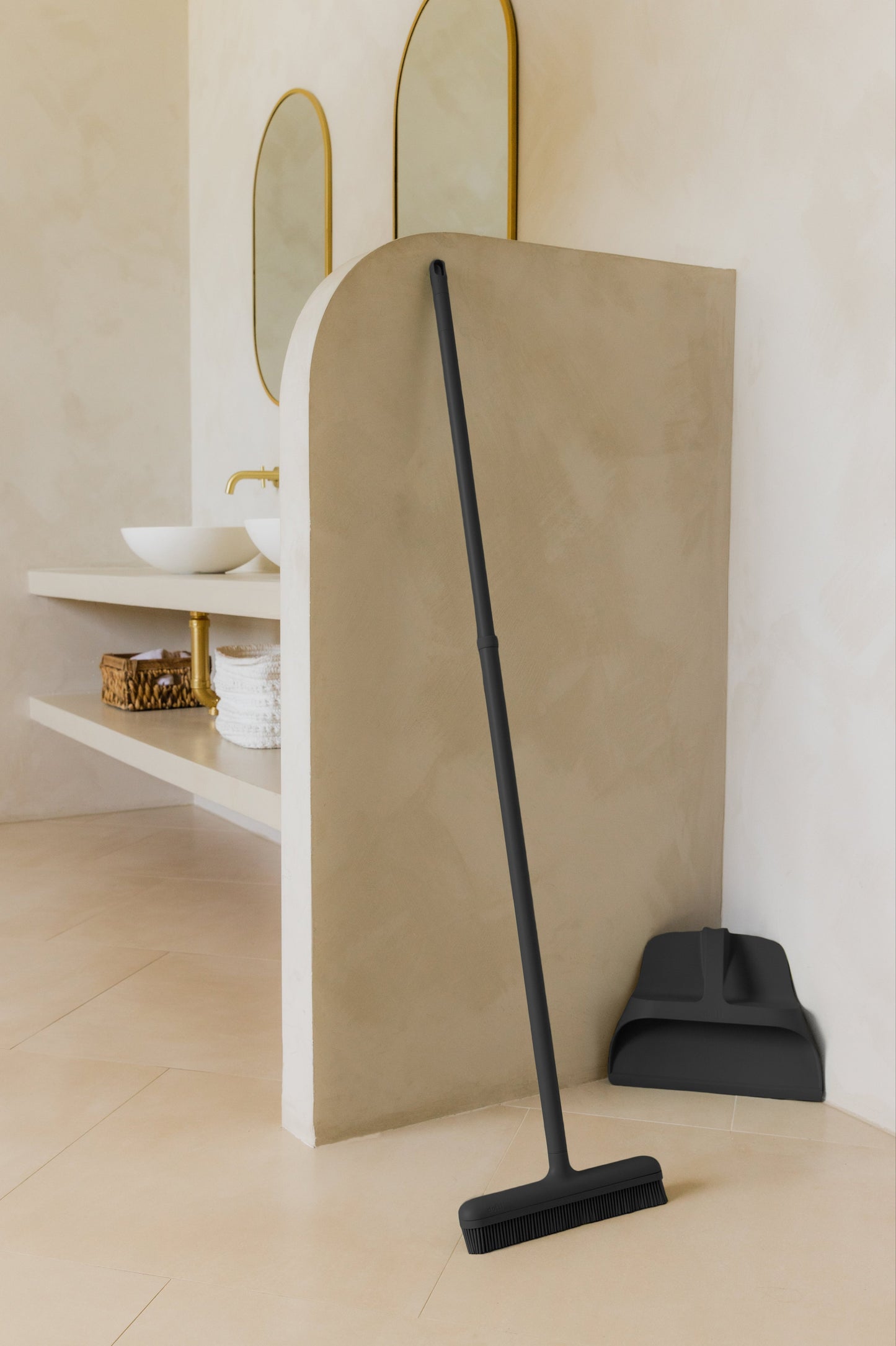 Dotti Odyssey Broom & Dustpan