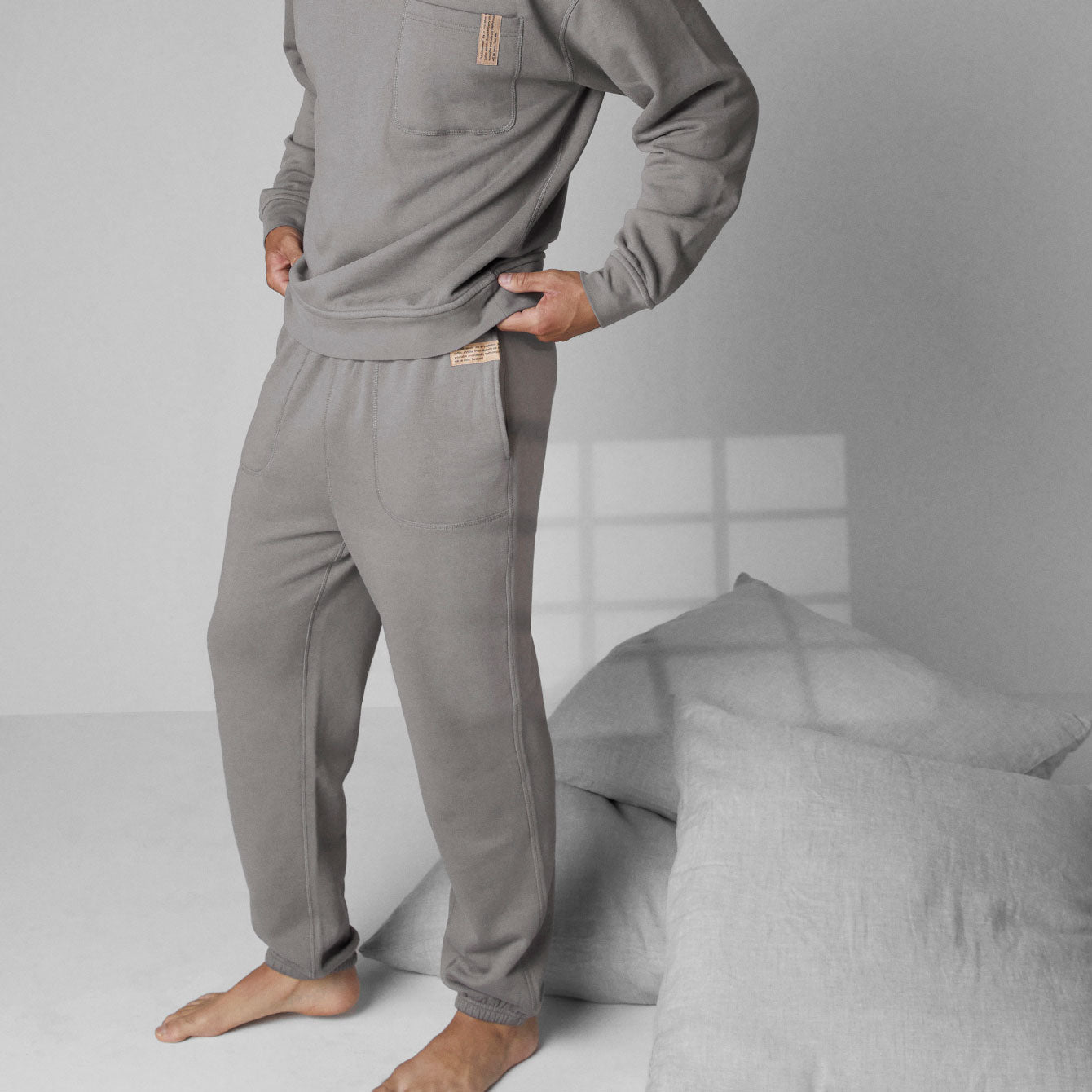 Lunya Men’s Ebbing Fog Silksweats Reversible Jogger