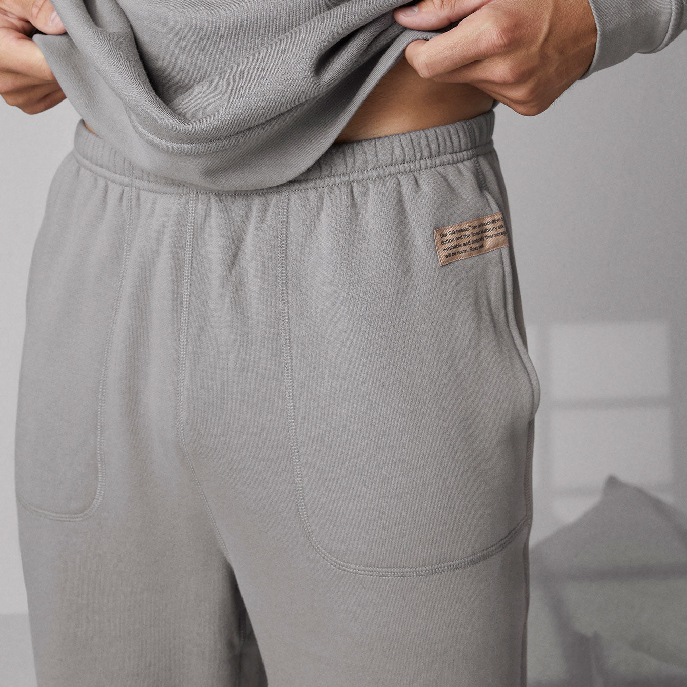 Lunya Men’s Ebbing Fog Silksweats Reversible Jogger
