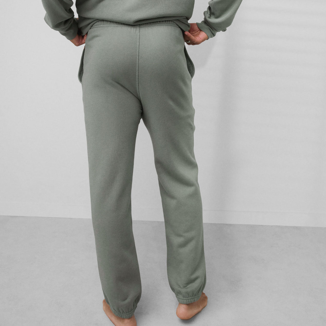 Lunya Men’s Shaded Olive Silksweats Reversible Jogger