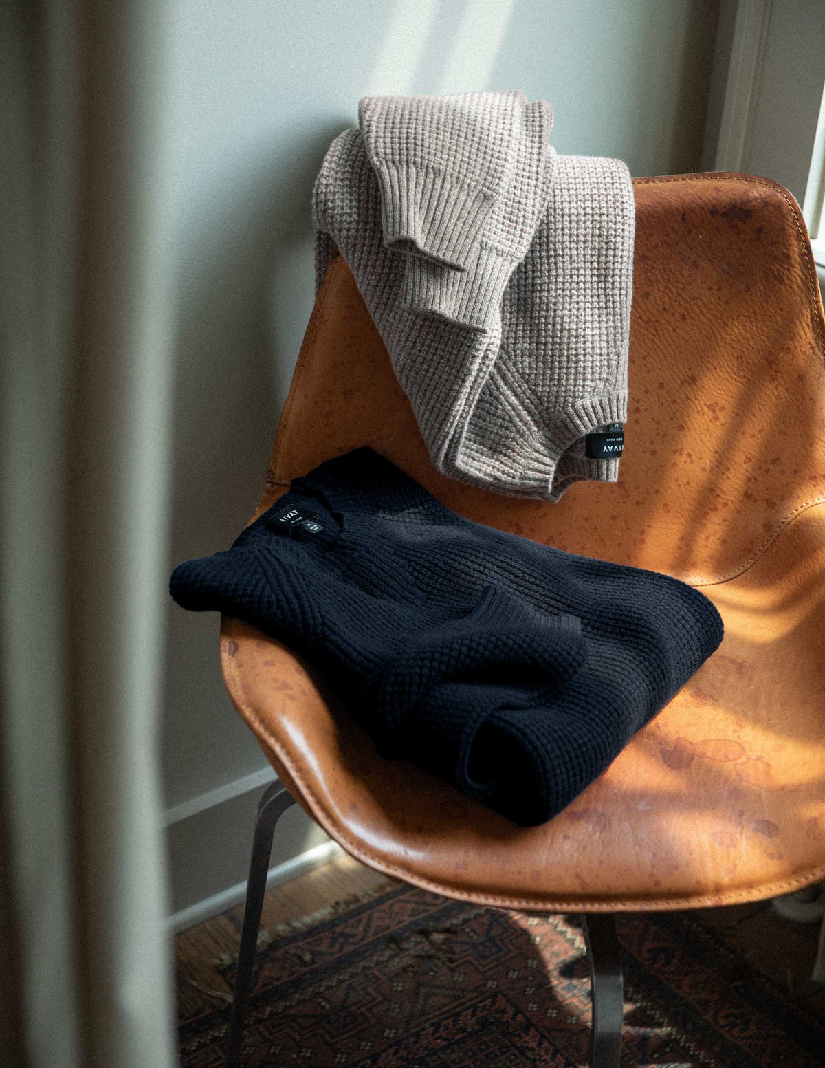 Sonny Waffle Sweater in Navy