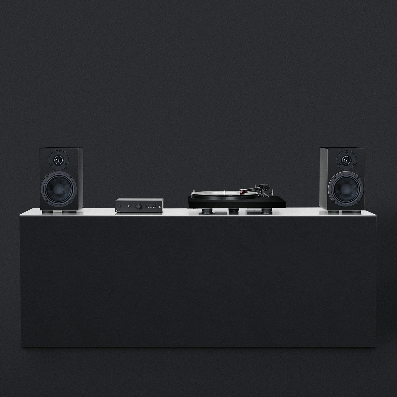 Pro-Ject Colorful Audio System