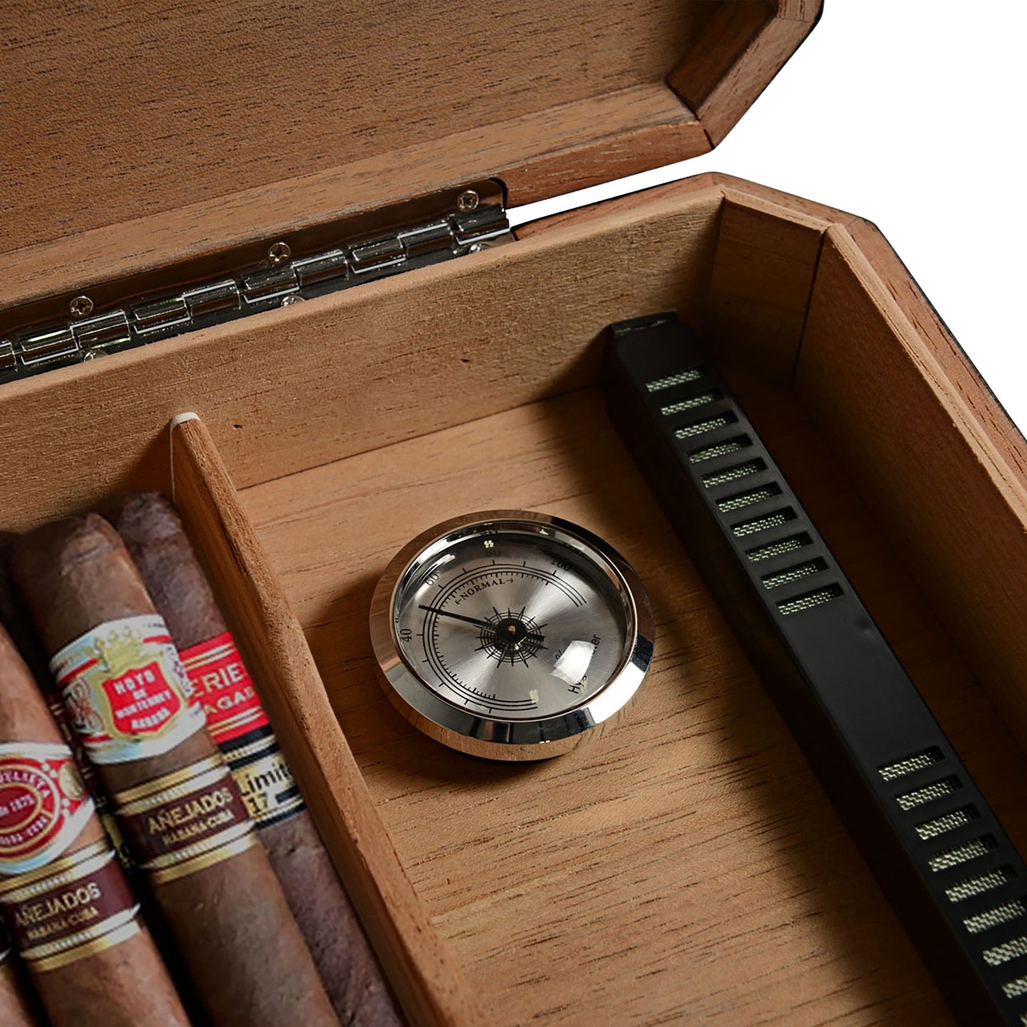 Humidor aus Kohlefaser