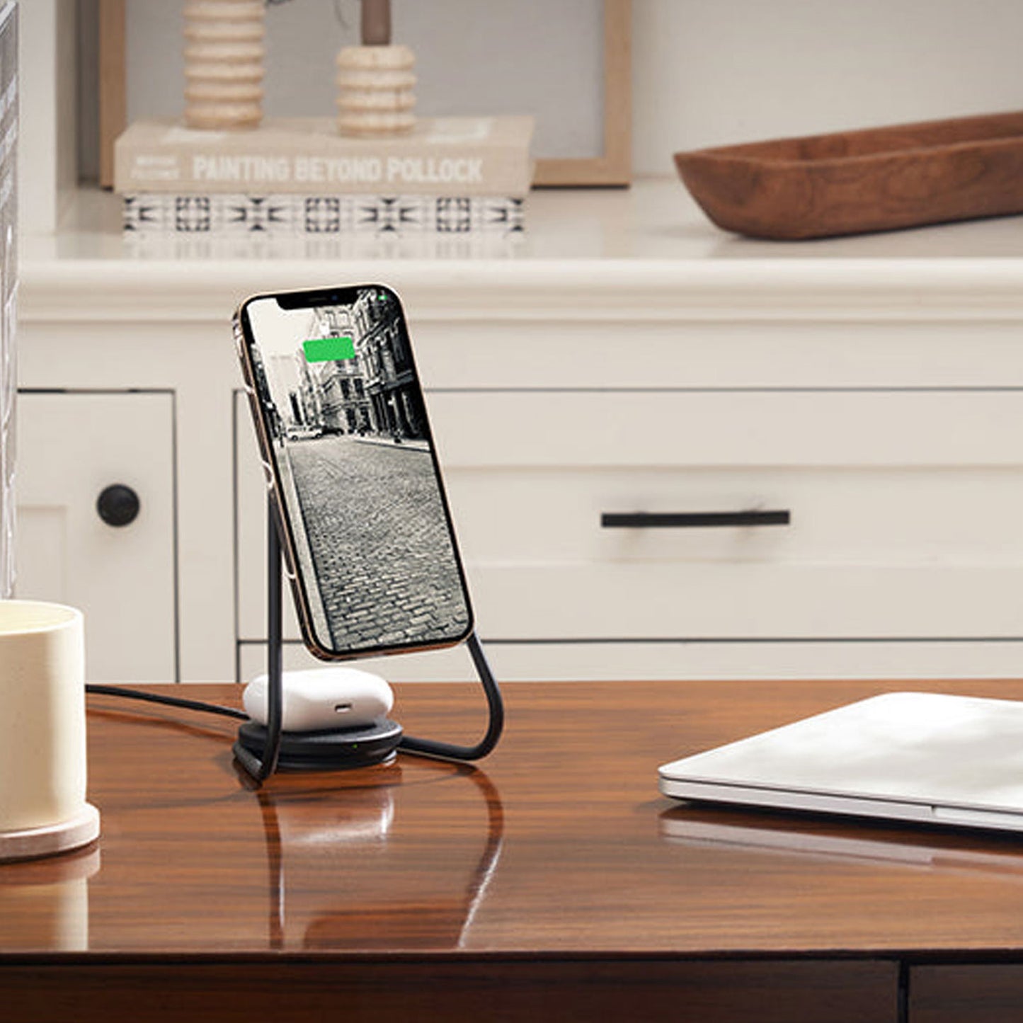 Courant MAG:2 Charging Stand