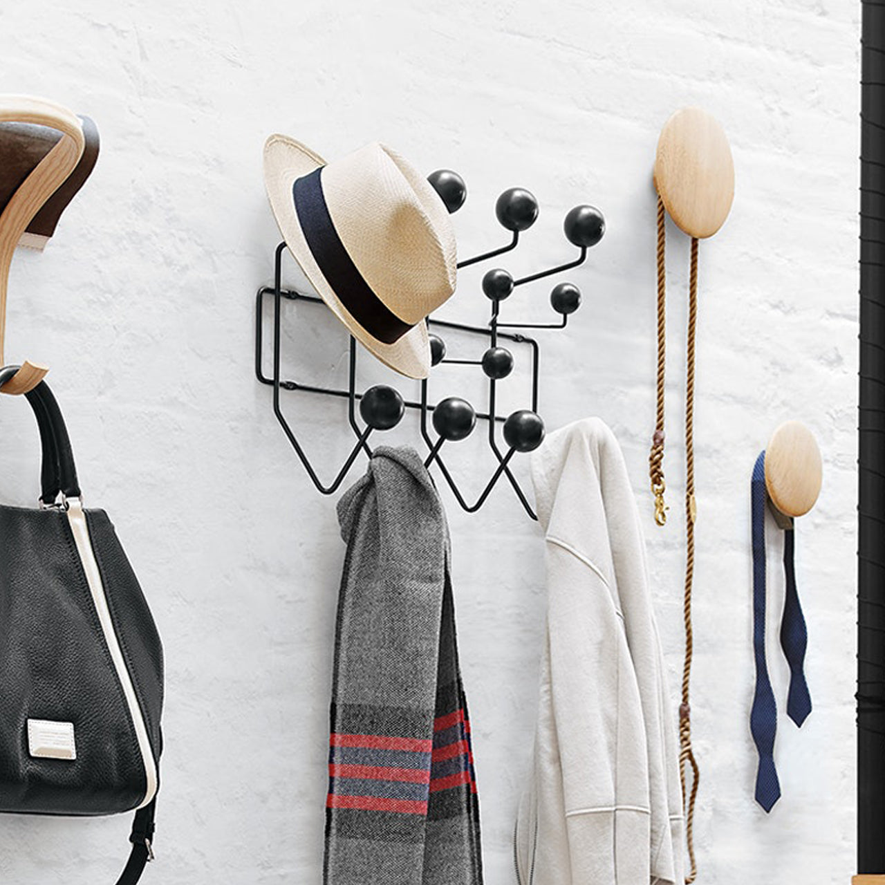 Eames Hang-It-All-Garderobe
