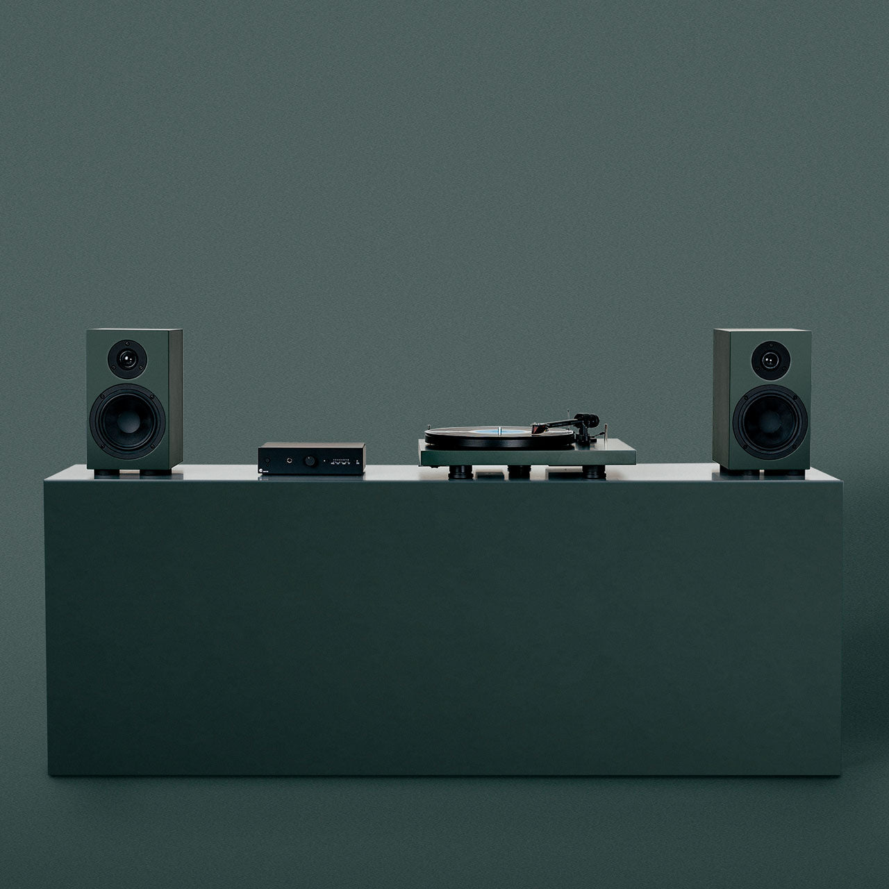 Pro-Ject Colorful Audio System