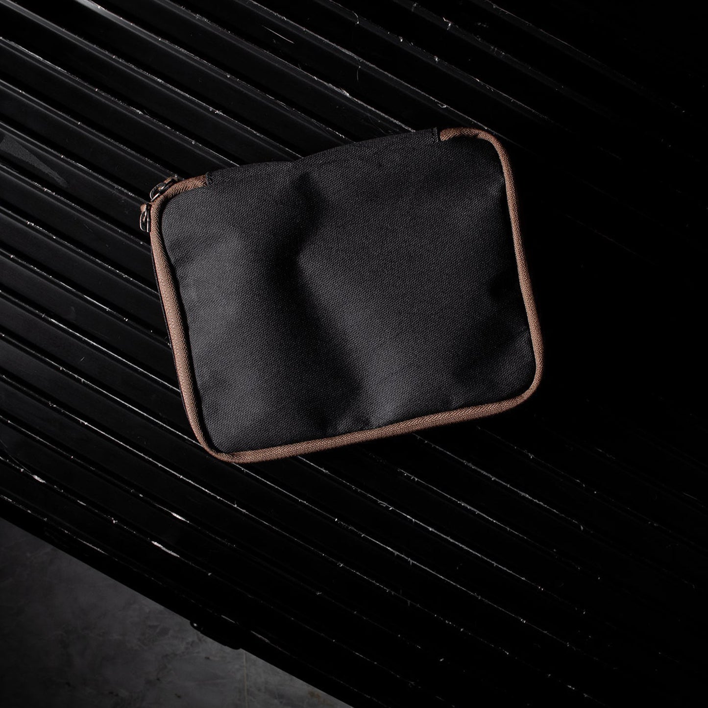 Hardgraft Fly Travel Kit