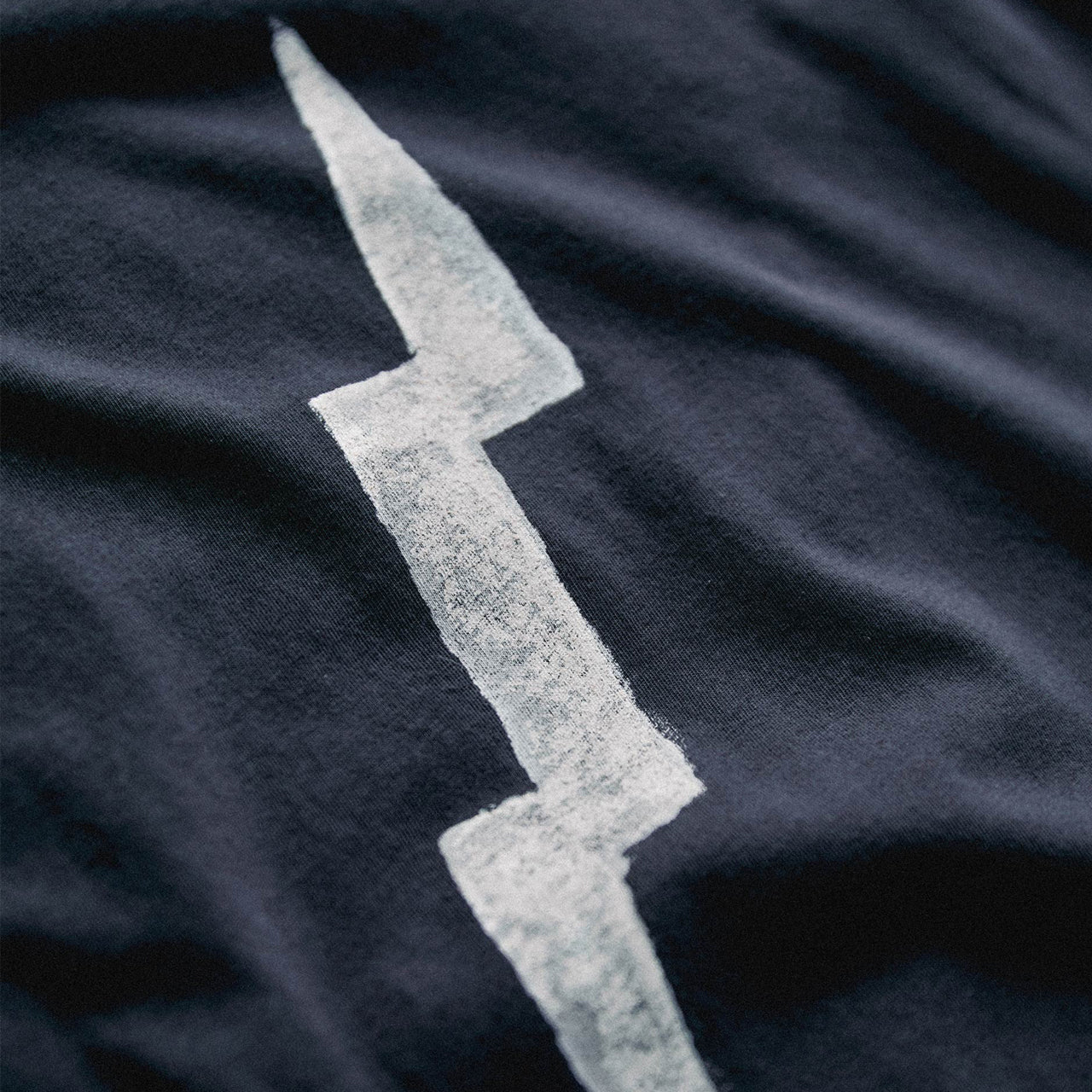 imogene + willie the "bolt" tee in black