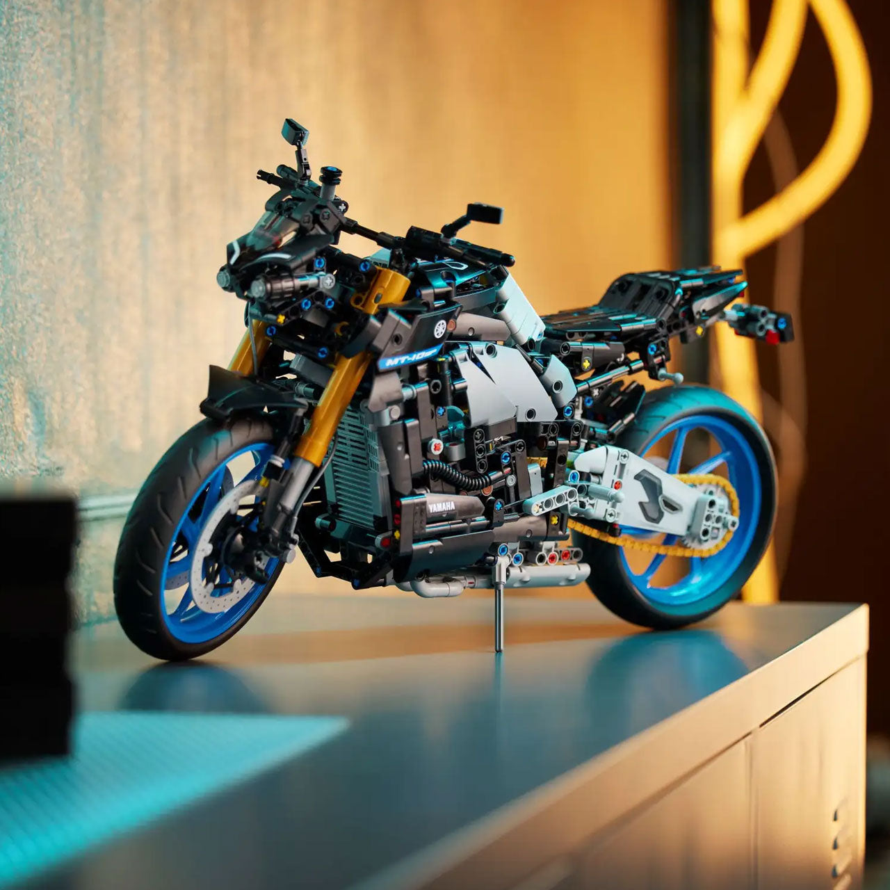 LEGO Yamaha MT-10 SP