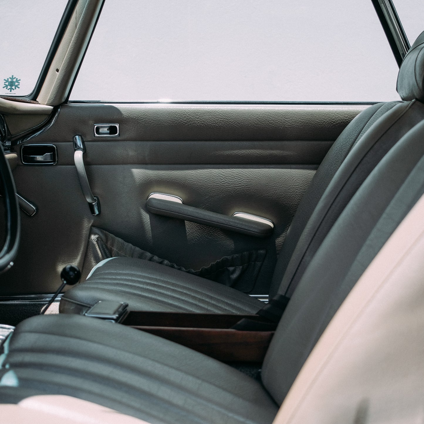 Robert Downey Jr.'s 1970 Mercedes-Benz 280SL Pagoda Coupe Roadster