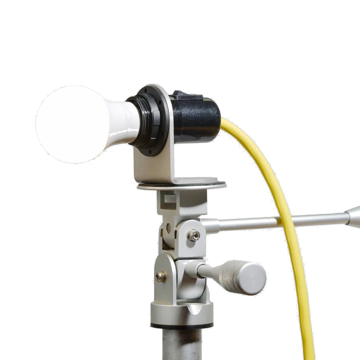 CW&T Tripod Light