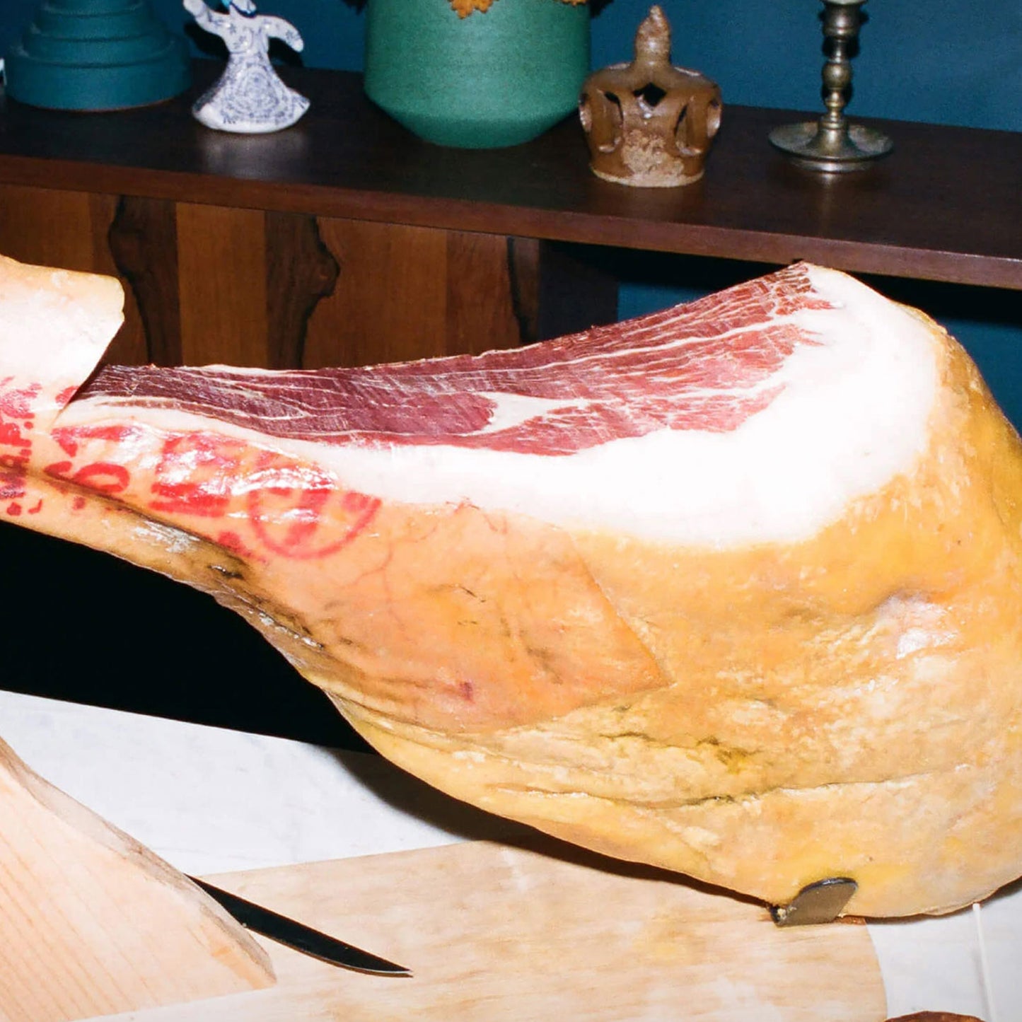 Mercado Famous Whole Jamon Leg