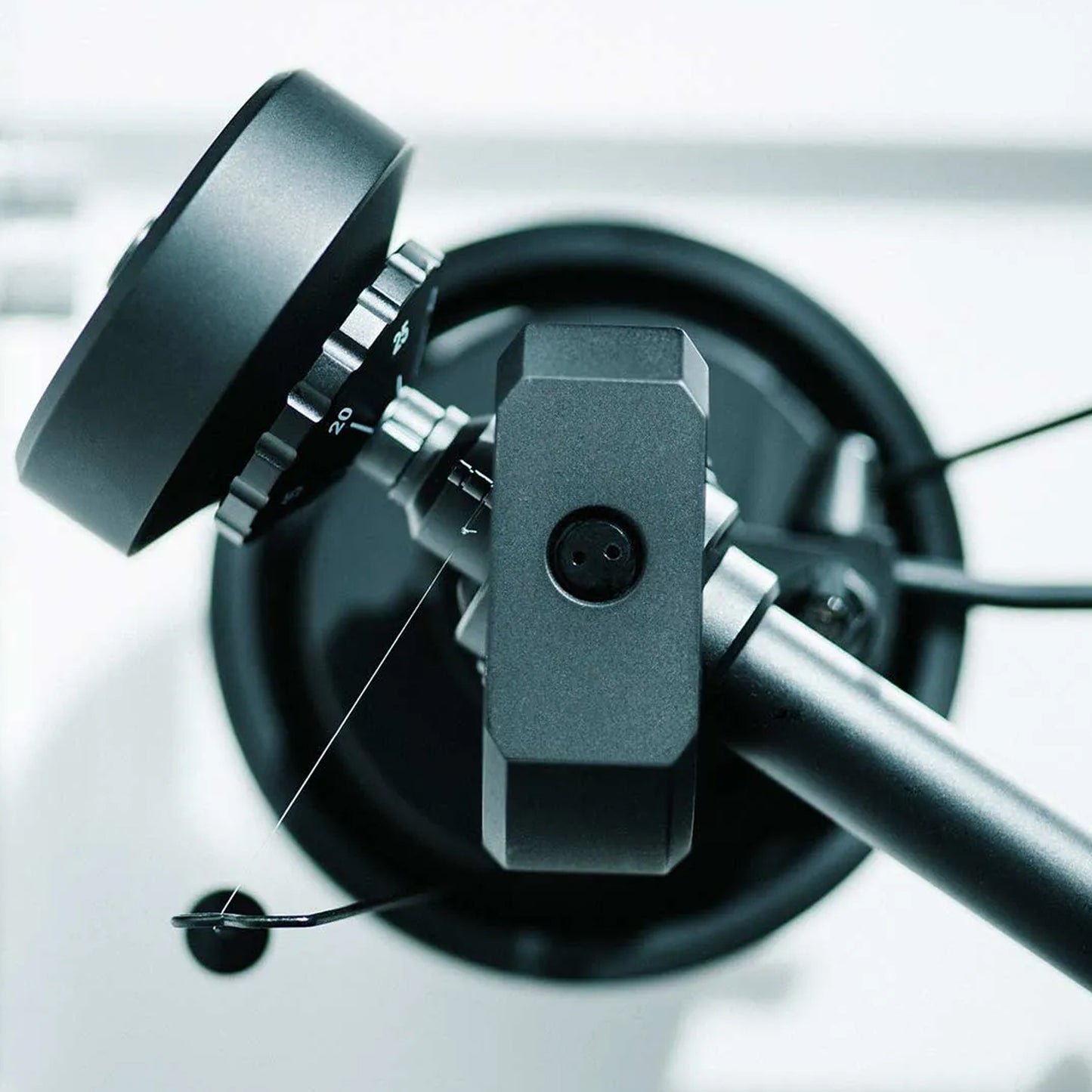 Pro-Ject Audio XA B Balanced Acrylic Turntable