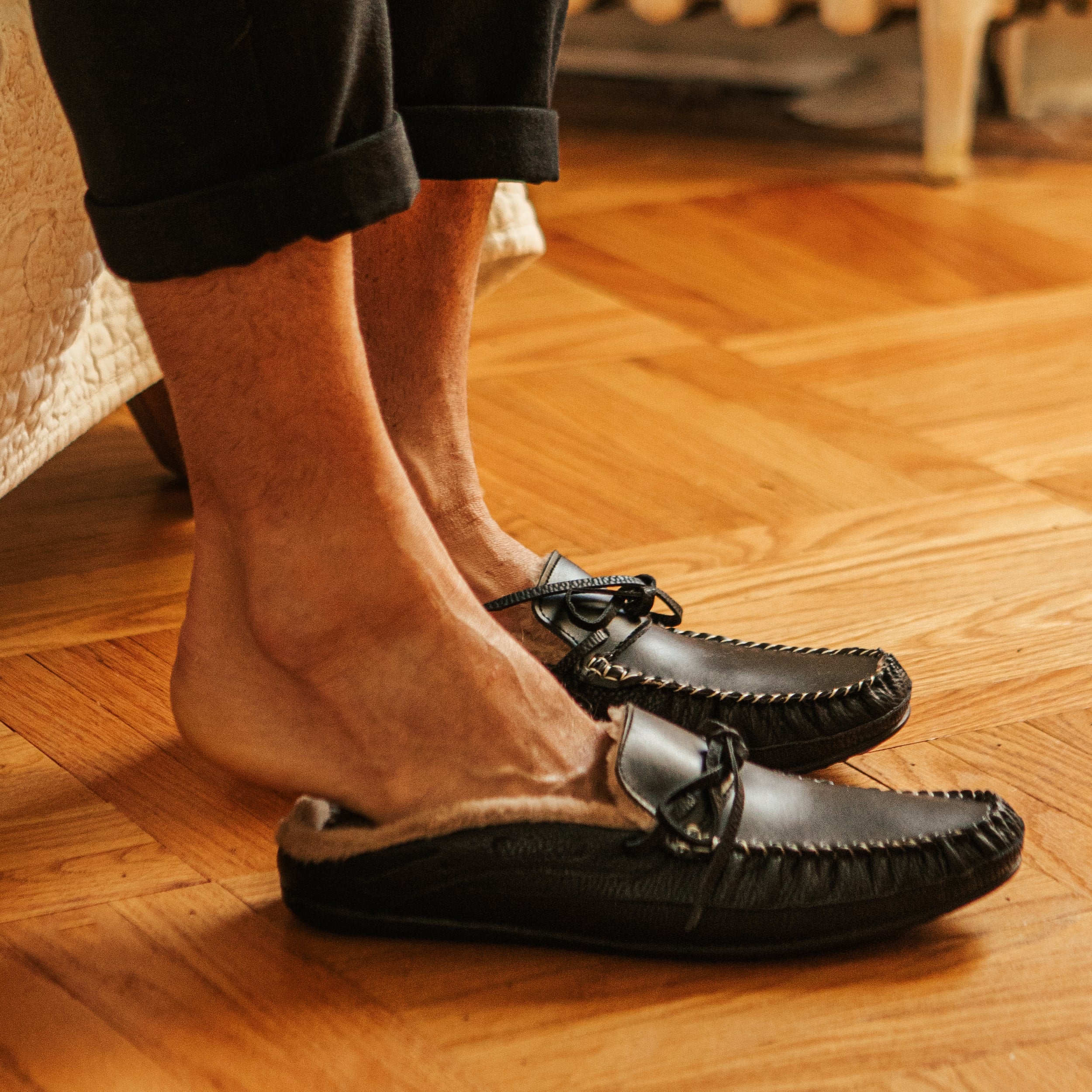 Grizzly Cabin Slipper | Uncrate Supply