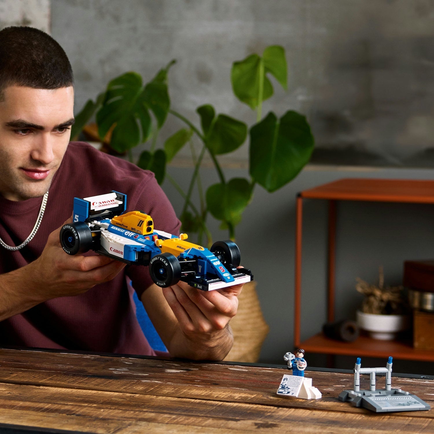 LEGO Icons: Williams Racing FW14B & Nigel Mansell | Uncrate Supply
