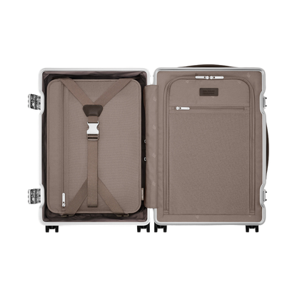 Carl Friedrik The Carry-on