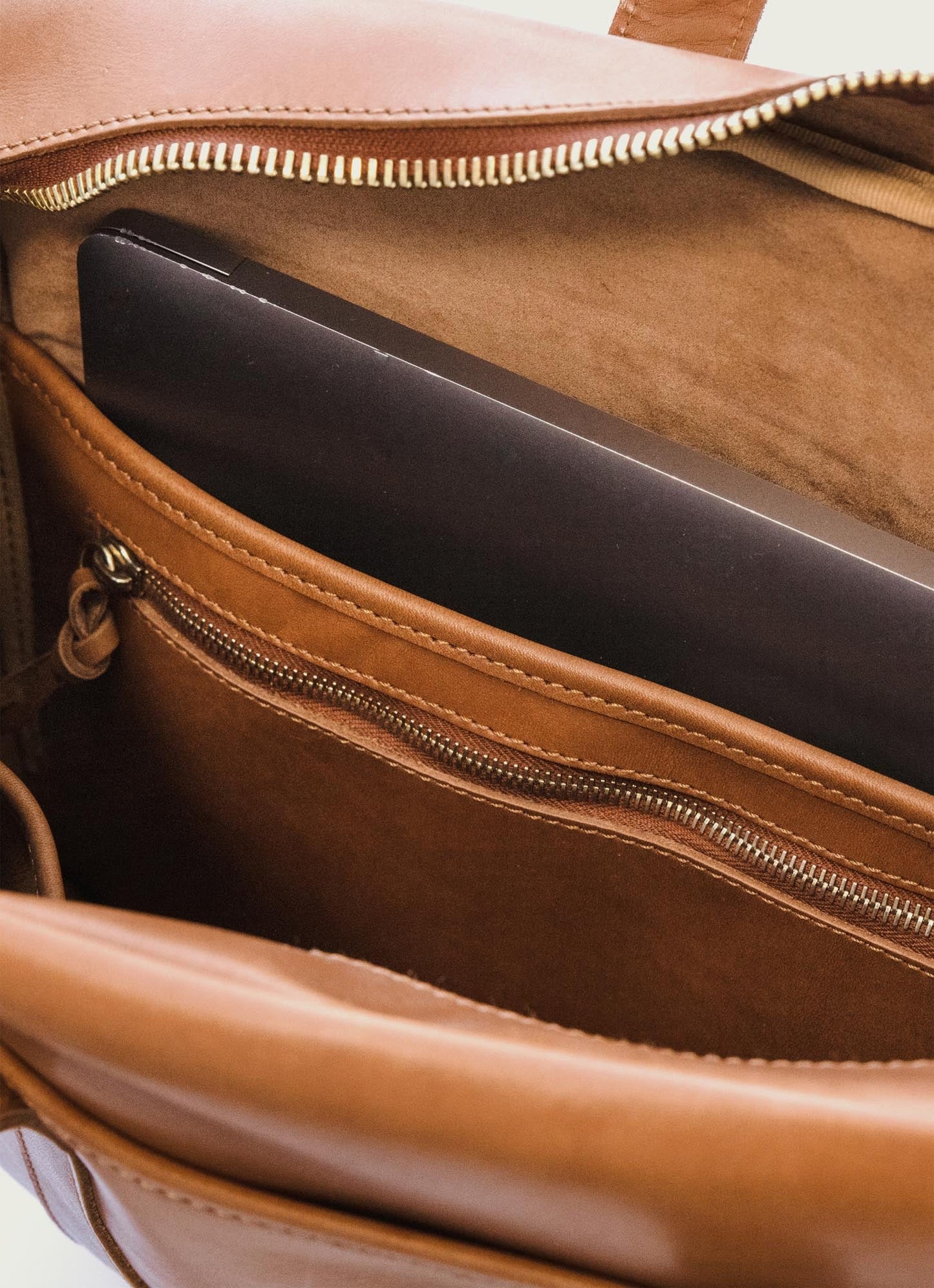 WP Standard The Woodward Briefcase