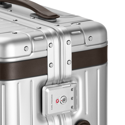 Carl Friedrik The Carry-on