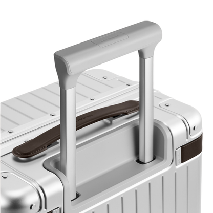 Carl Friedrik The Carry-on
