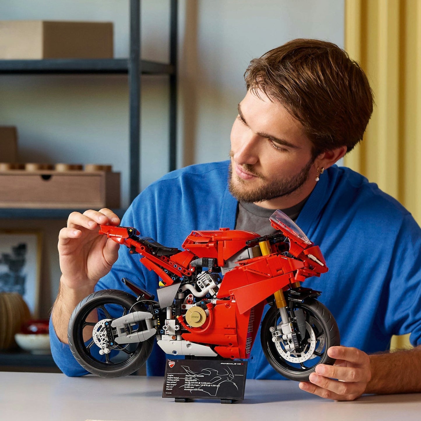 LEGO Ducati Panigale V4 S Motorcycle
