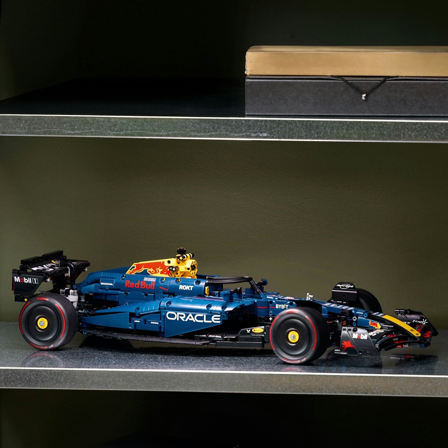 LEGO Oracle Red Bull Racing RB20 F1 Car