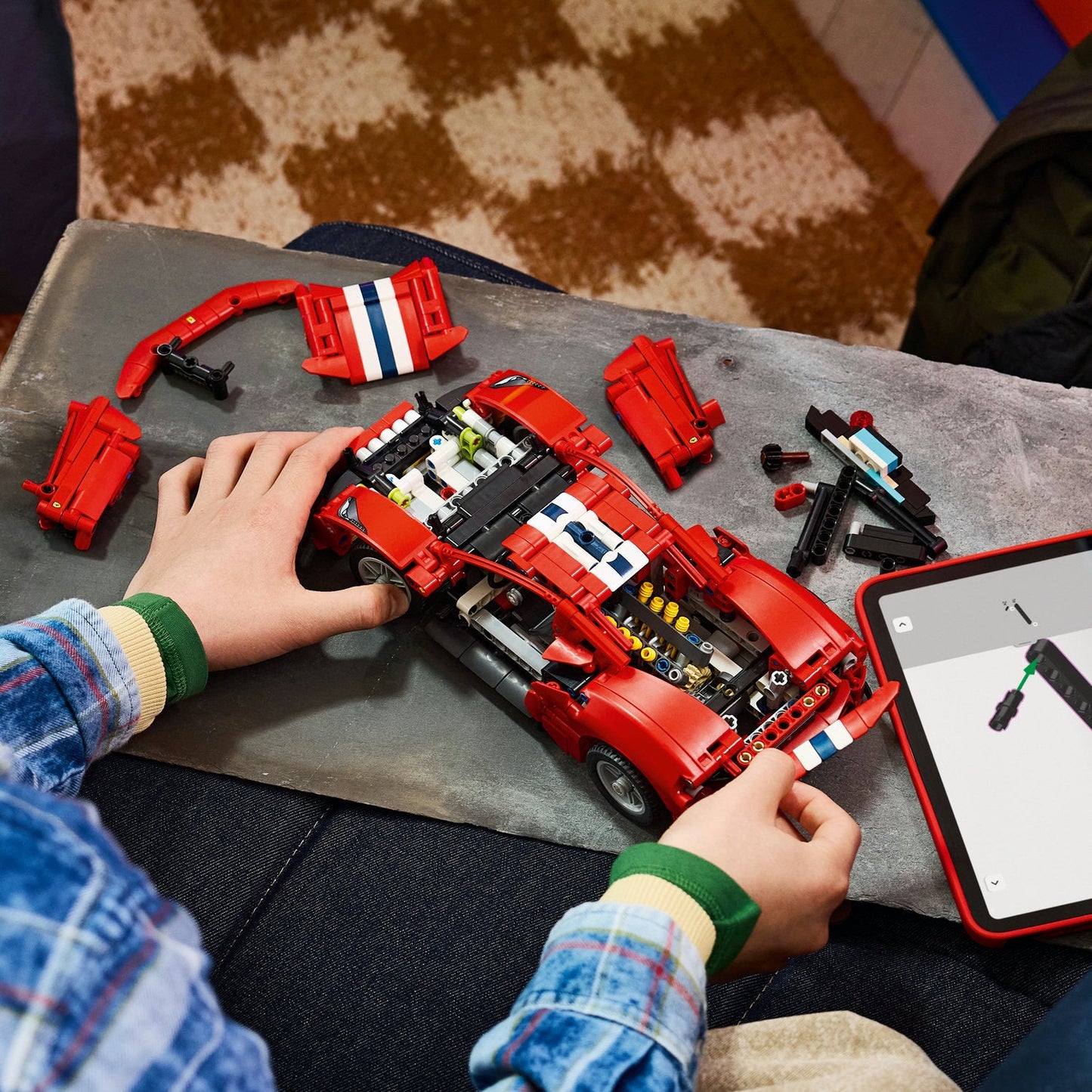 LEGO® Technic: Ferrari 488 Pista Car 42235