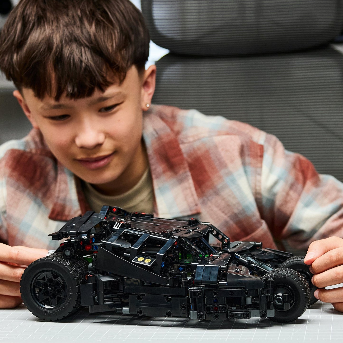 LEGO® Technic: Batmobile™ Tumbler 42239