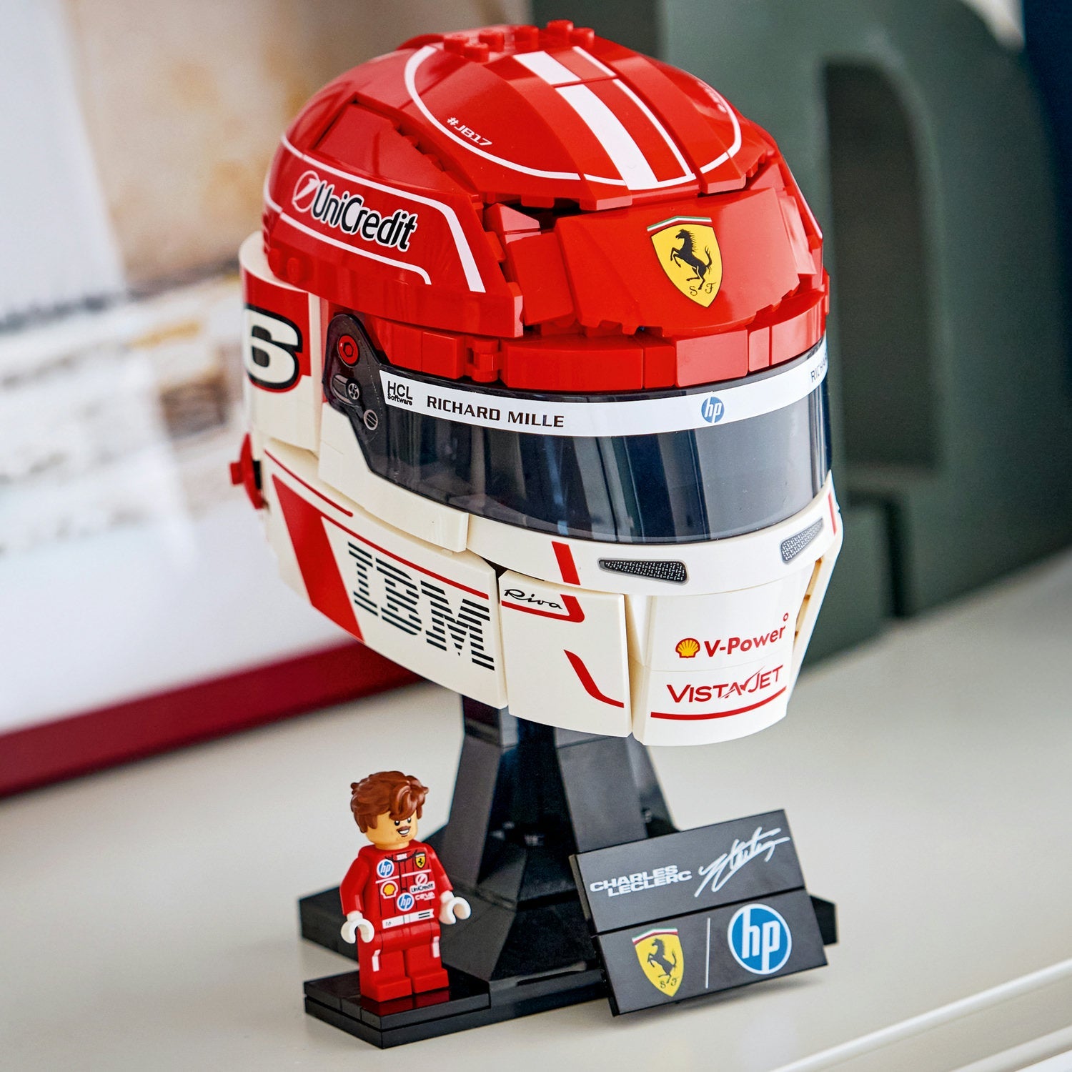 LEGO® Editions Formula 1: Scuderia Ferrari HP Charles Leclerc Helmet