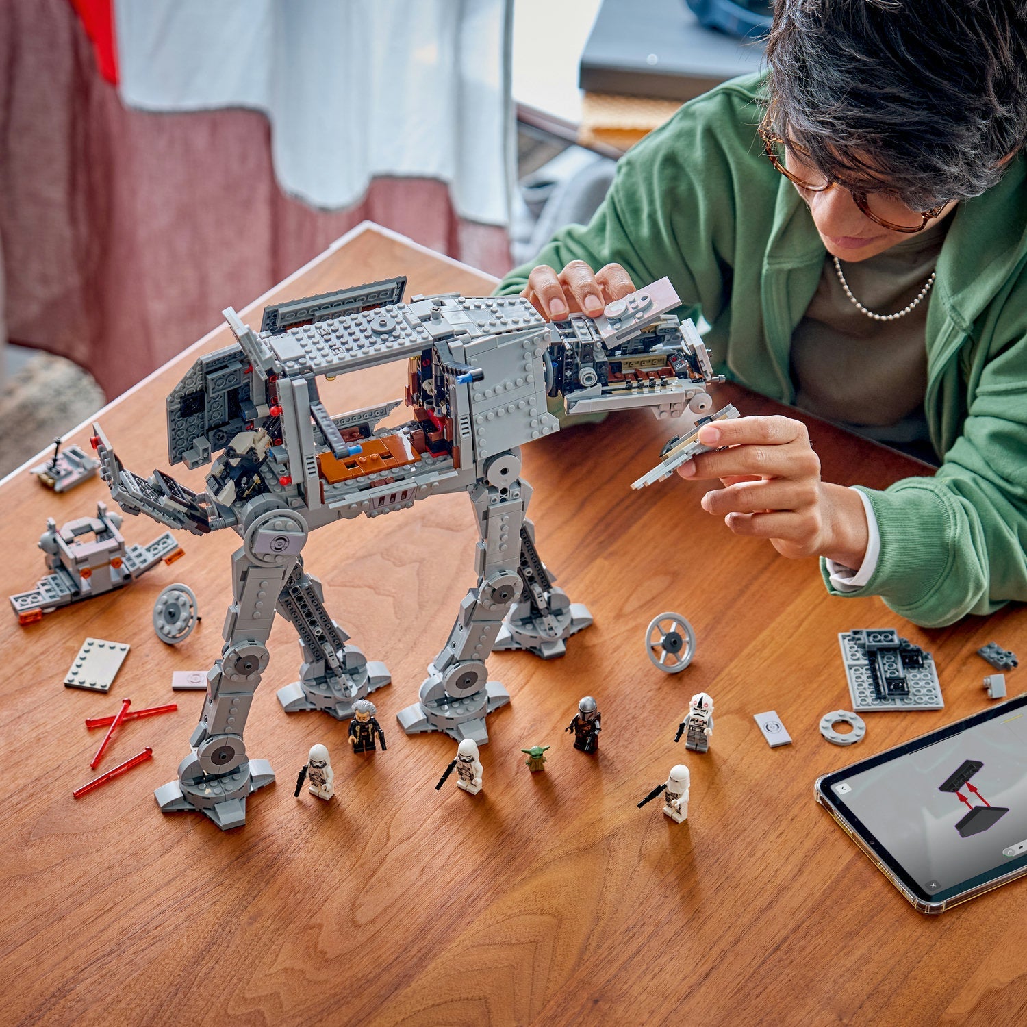 LEGO® Star Wars™: Imperial Remnant AT-AT™ with INT-4 75454