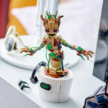 LEGO Super Heroes: Dancing Groot