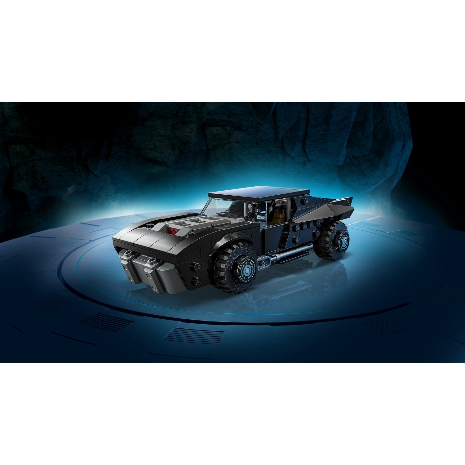 LEGO® Super Heroes: The Batman™ Batmobile™ 76332