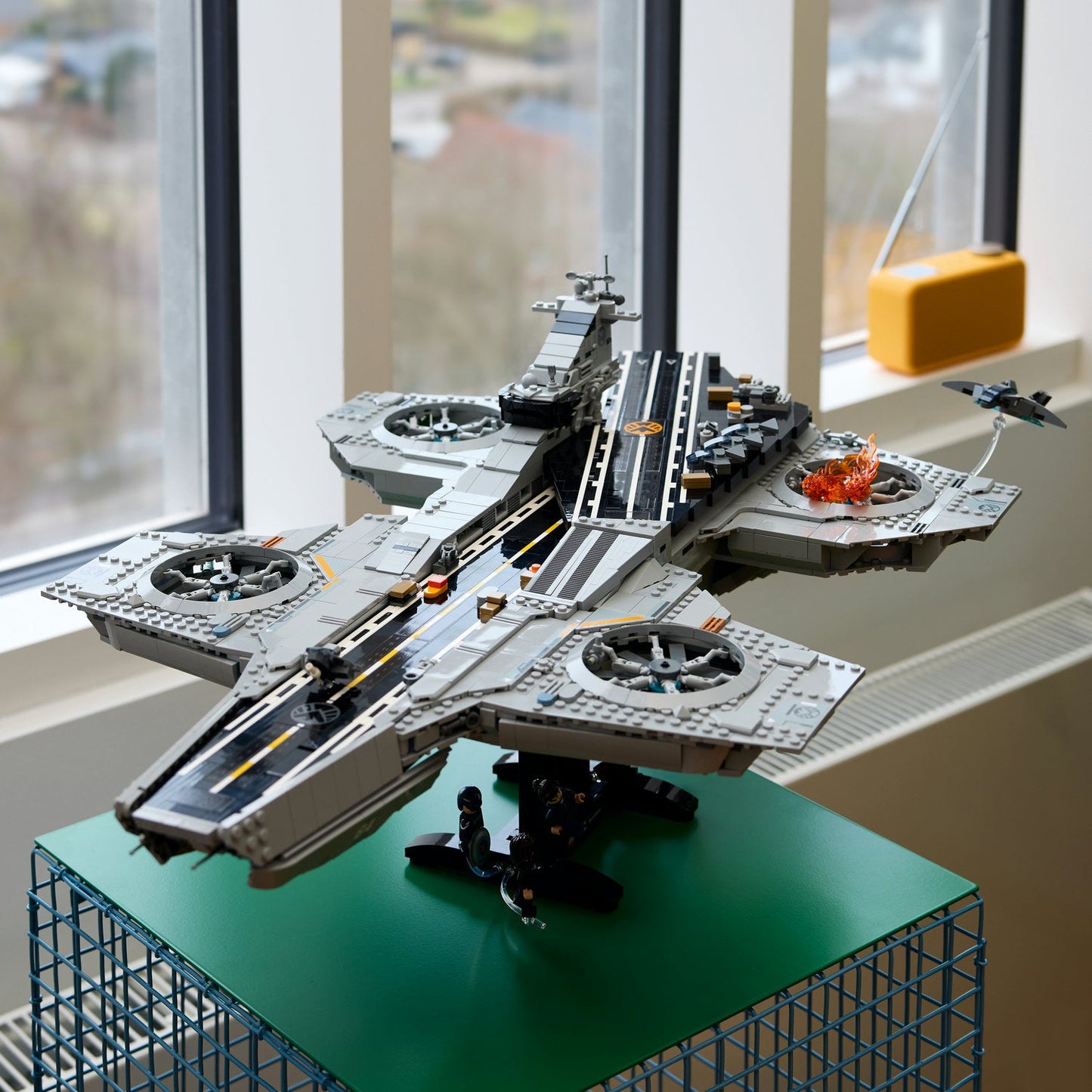 LEGO® Super Heroes: S.H.I.E.L.D. Helicarrier
