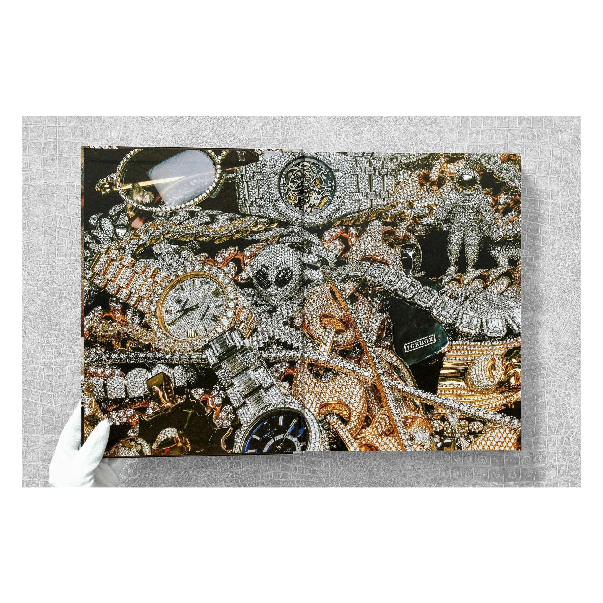 Ice Cold. A Hip-Hop Jewelry History
