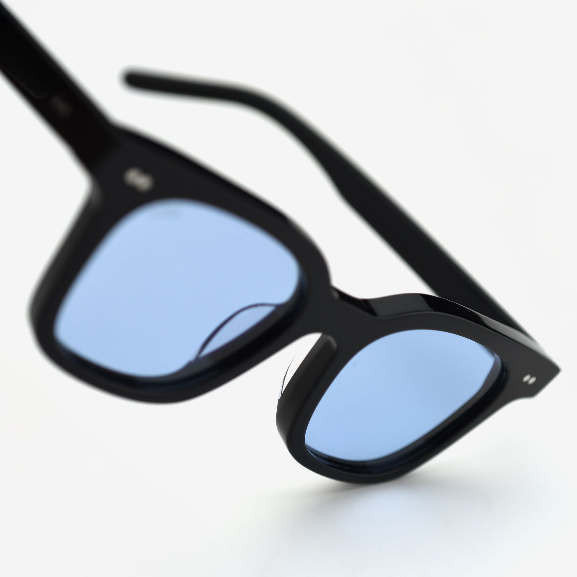 AKILA Hi-Fi Sunlgasses