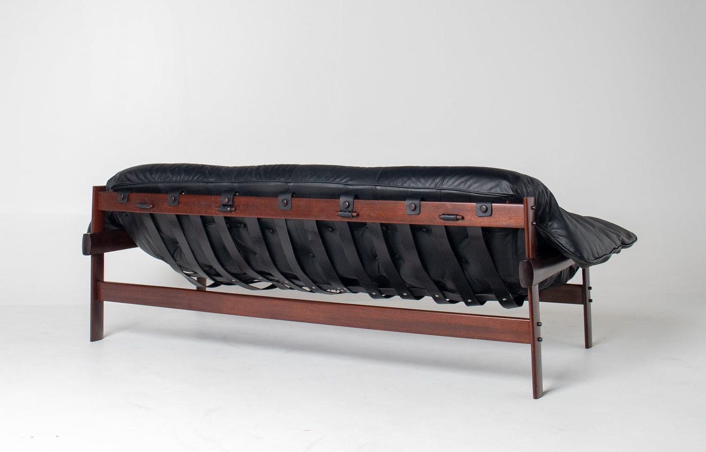 Brazilian Modern MP-41 Sofa by Percival Lafer