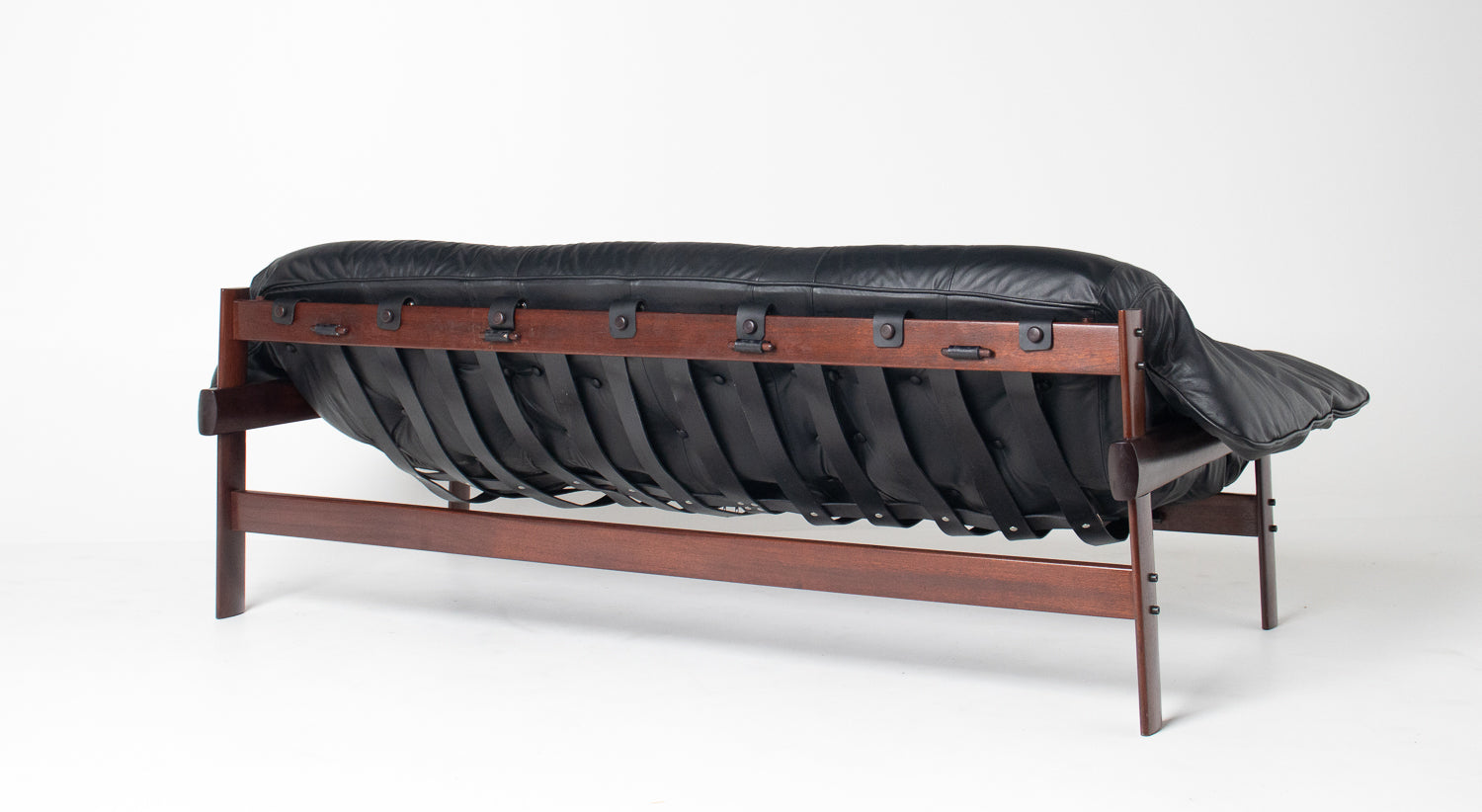 Brazilian Modern MP-41 Sofa by Percival Lafer