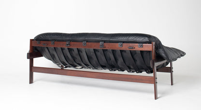 Brazilian Modern MP-41 Sofa by Percival Lafer
