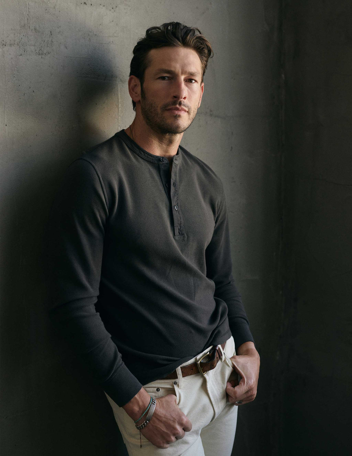Rivay Gibson Waffle Henley in Vintage Black
