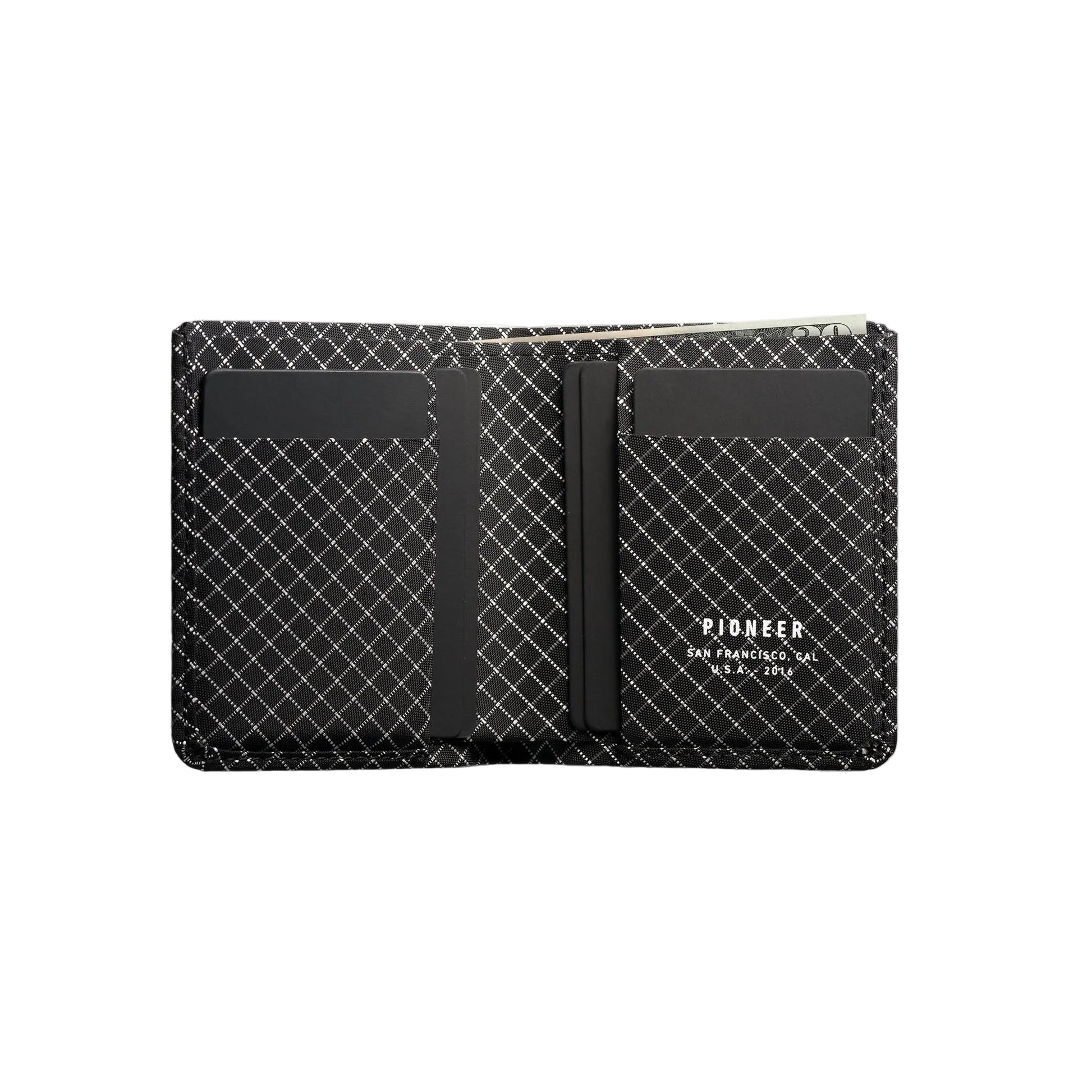 Altitude Billfold Black White 10XD™