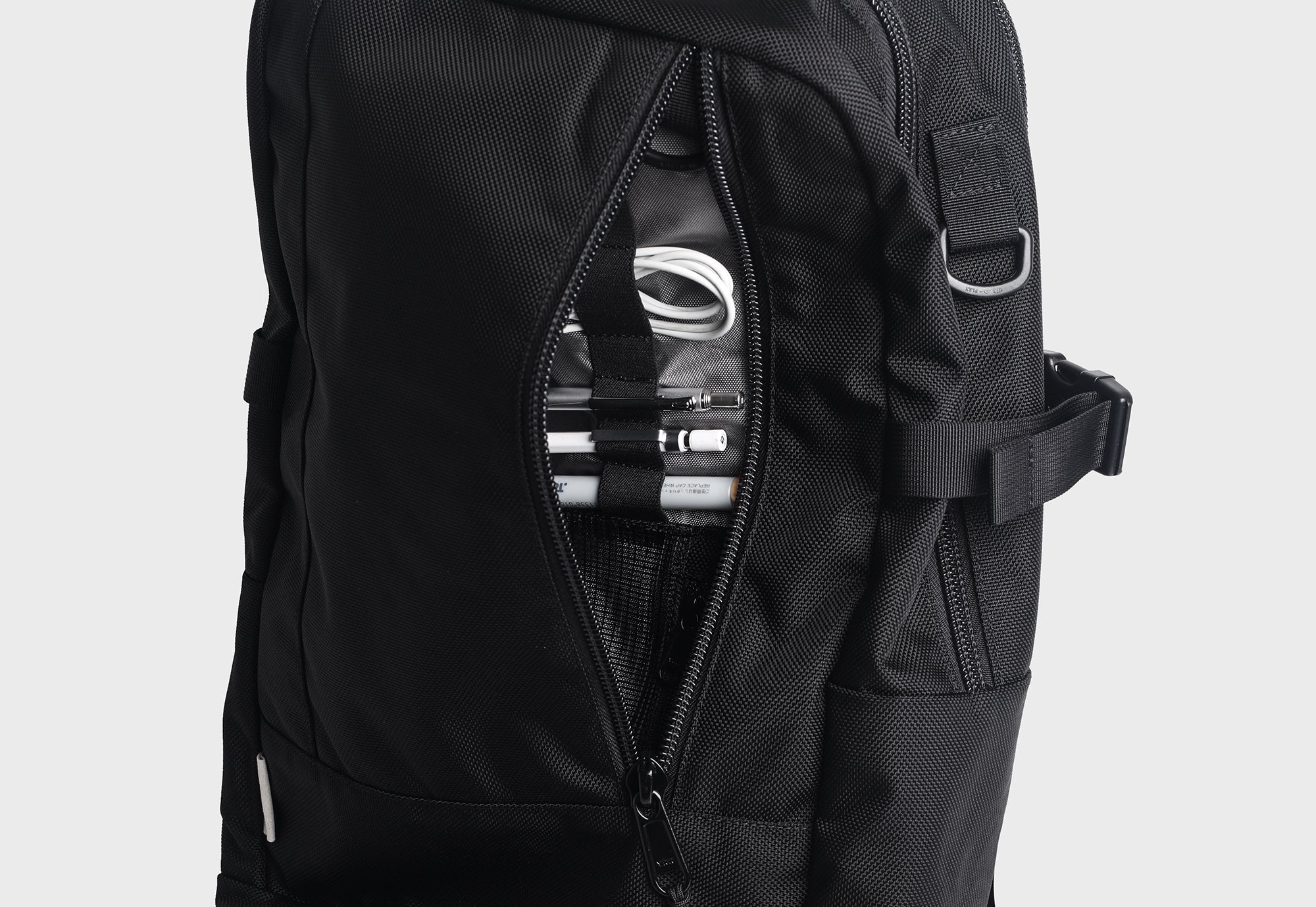 DSPTCH Dyneema Daypack | Uncrate Supply