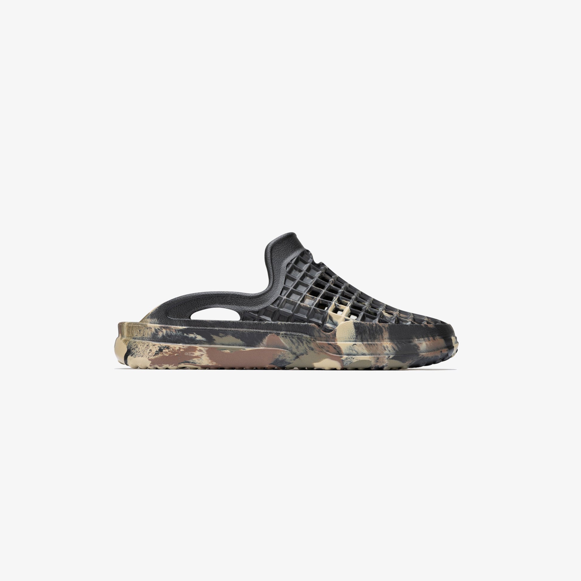 Lusso Cloud Woodland Camo Scenario Slide