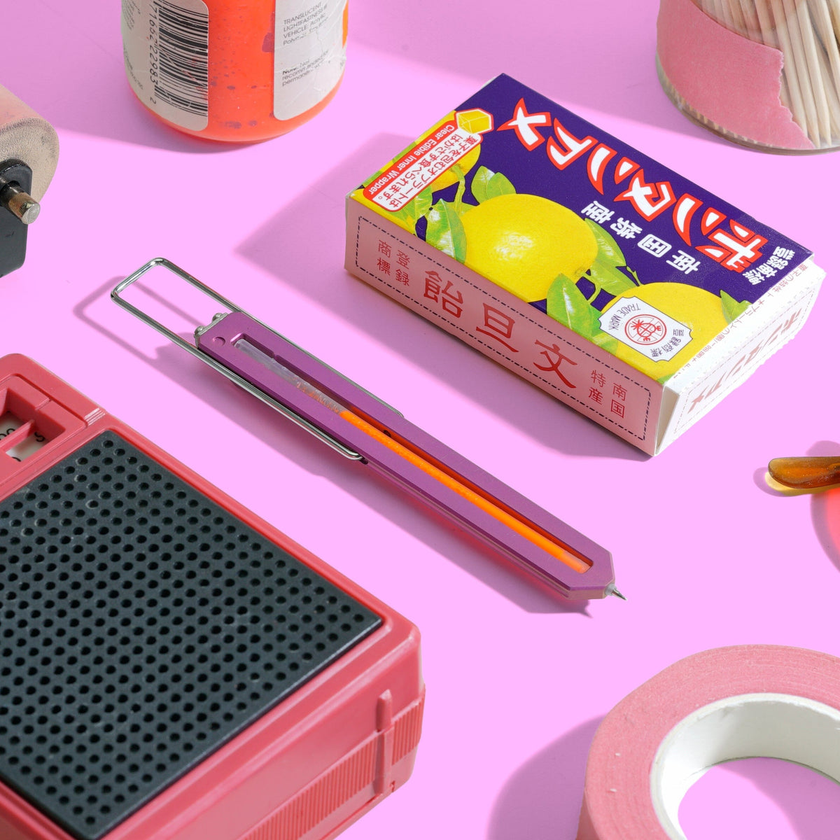 CW&T Pen Type-C Pink w neon orange ink