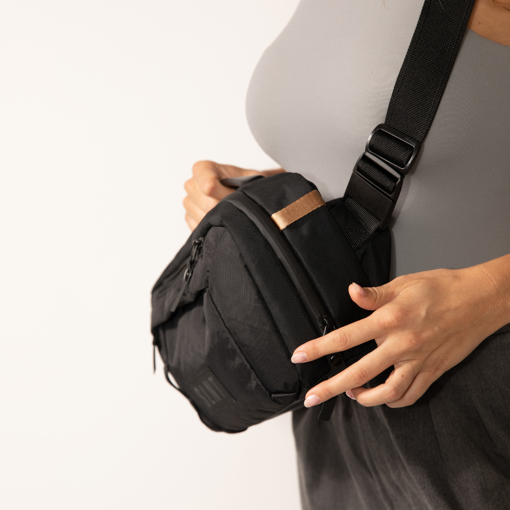 SLNT E3 Faraday Crossbody Organizer Bag